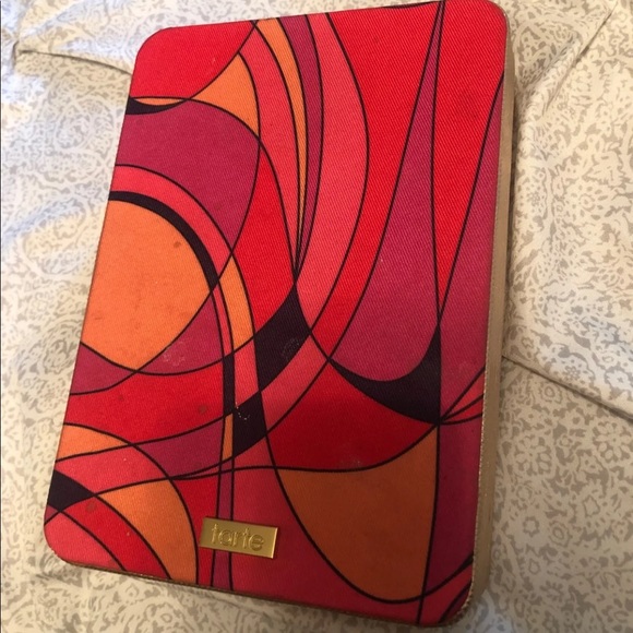 Tarte Makeup Case - Picture 3 of 4